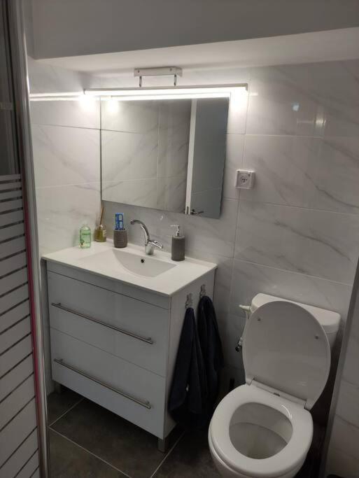 יחידת אירוח חדשה ומקסימה בכרמיאל Apartment Bagian luar foto